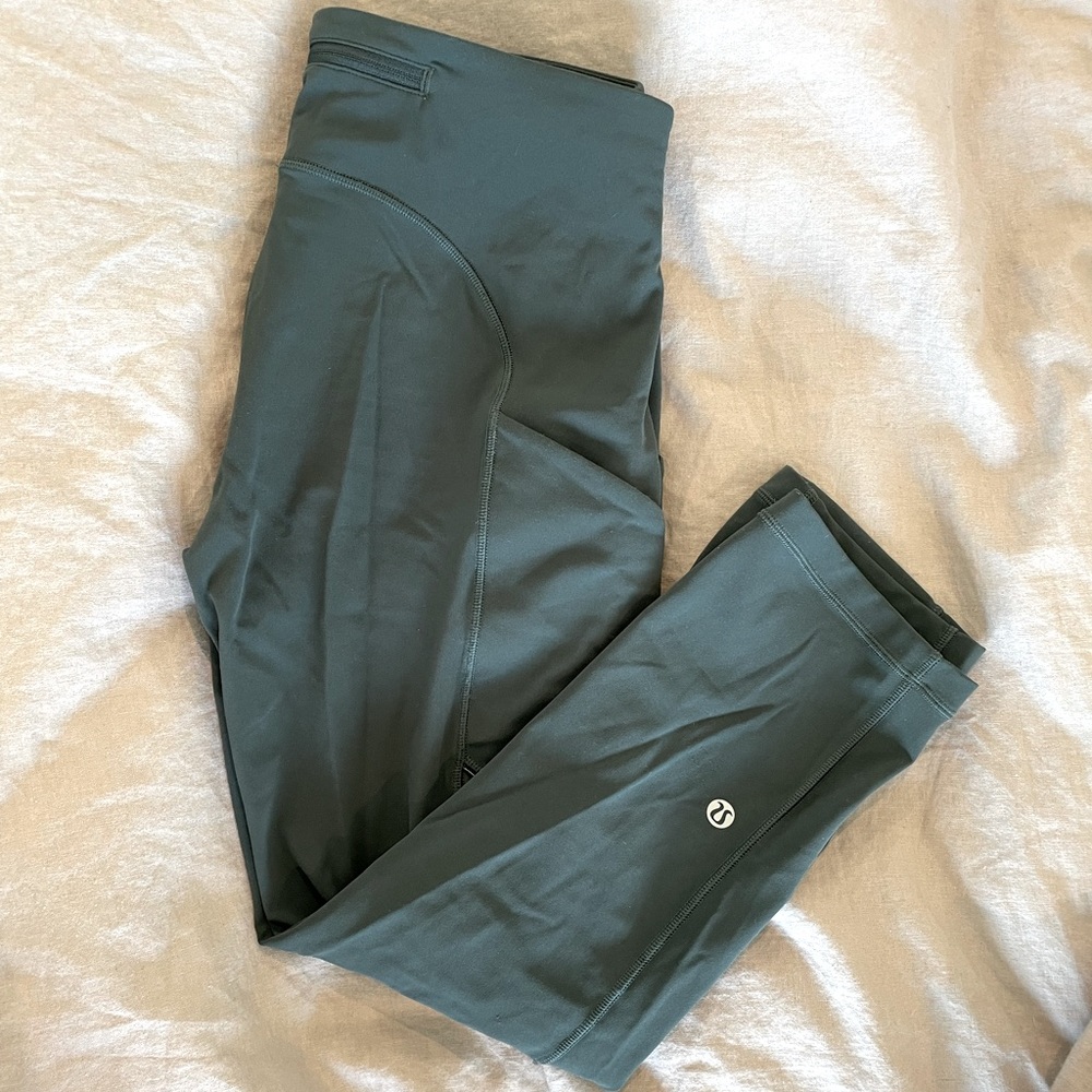 Lululemon cropped leggings
